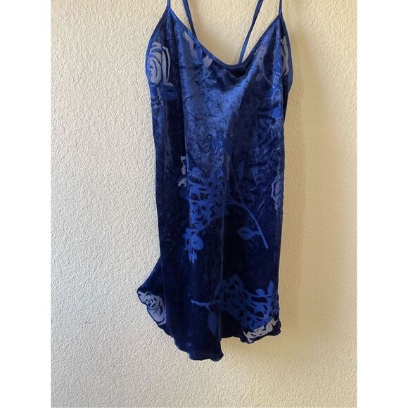 Vintage 80s velour burnout rose print lingerie size small - Picture 4 of 7